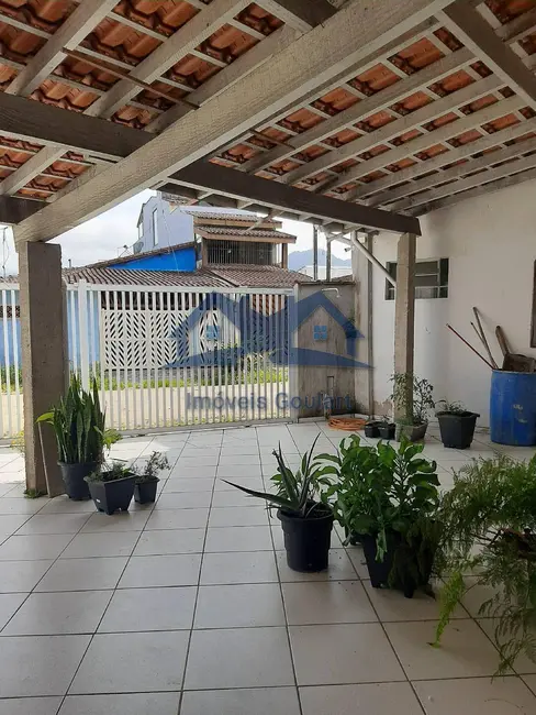 Foto 3 de Casa com 5 quartos à venda, 300m2 em Ubatuba - SP