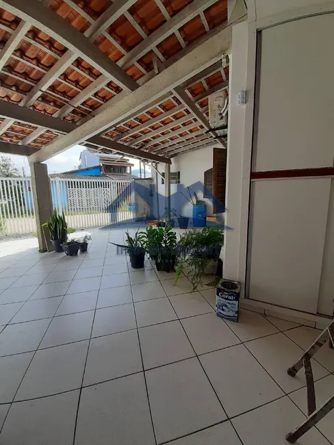 Foto 2 de Casa com 5 quartos à venda, 300m2 em Ubatuba - SP