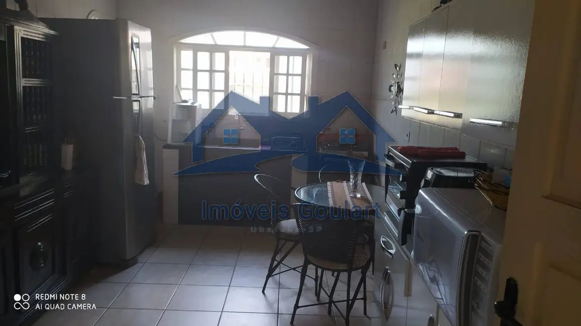 Foto 2 de Casa com 2 quartos à venda, 93m2 em Ubatuba - SP