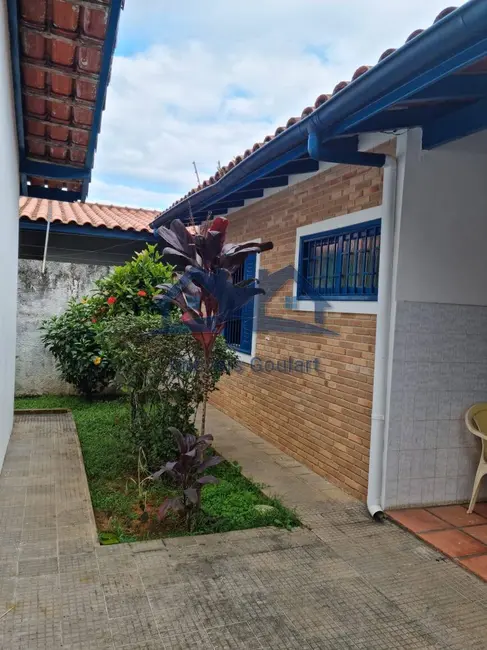 Foto 4 de Casa com 3 quartos à venda, 250m2 em Ubatuba - SP