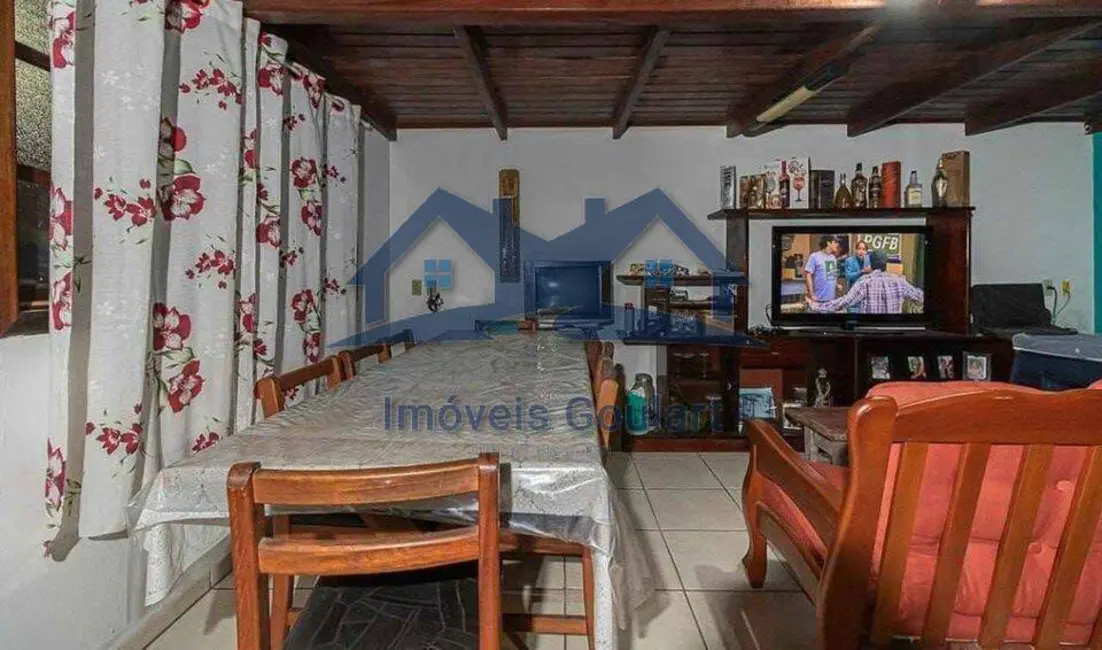 Foto 5 de Casa com 7 quartos à venda, 360m2 em Ubatuba - SP