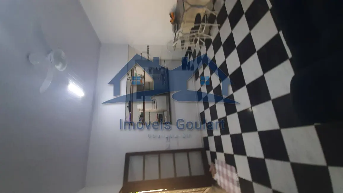 Foto 5 de Casa com 2 quartos à venda, 174m2 em Ubatuba - SP