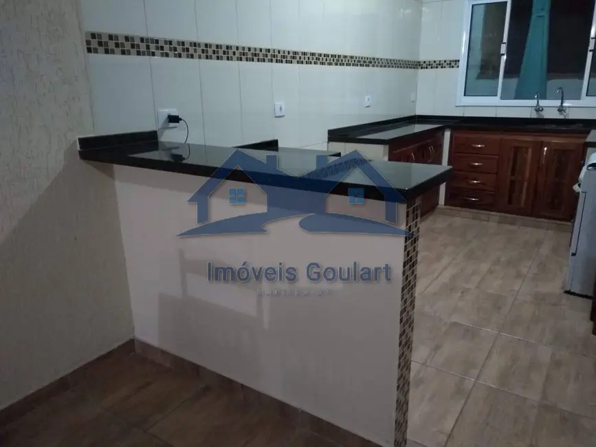 Foto 3 de Casa com 2 quartos à venda, 150m2 em Ubatuba - SP