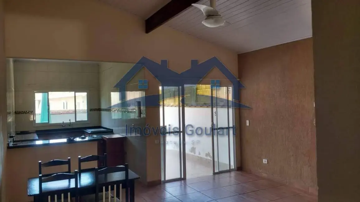 Foto 4 de Casa com 2 quartos à venda, 150m2 em Ubatuba - SP