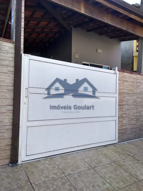 Foto 1 de Casa com 2 quartos à venda, 150m2 em Ubatuba - SP