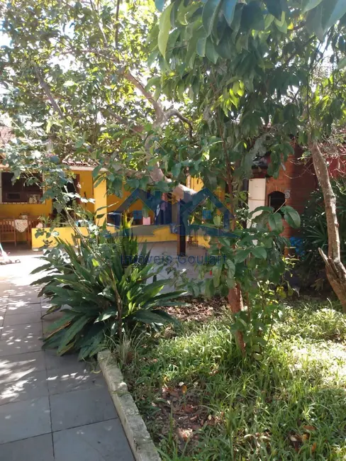 Foto 4 de Casa com 2 quartos à venda e para alugar, 360m2 em Balneário dos Golfinhos, Caraguatatuba - SP