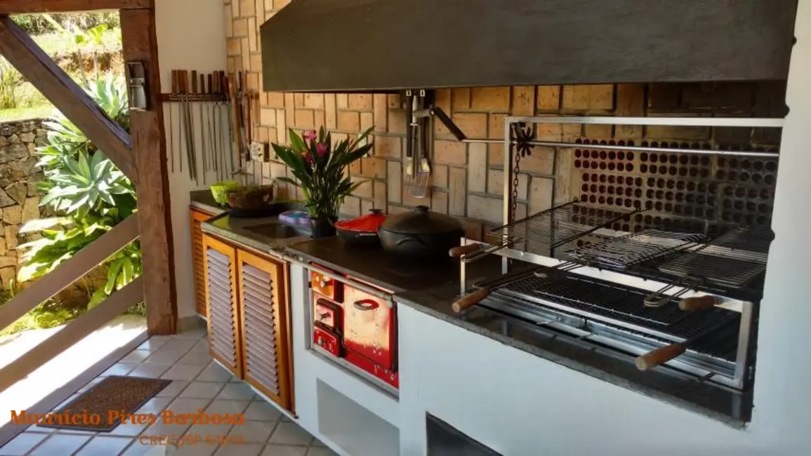 Foto 3 de Casa com 6 quartos à venda, 680m2 em Ilhabela - SP