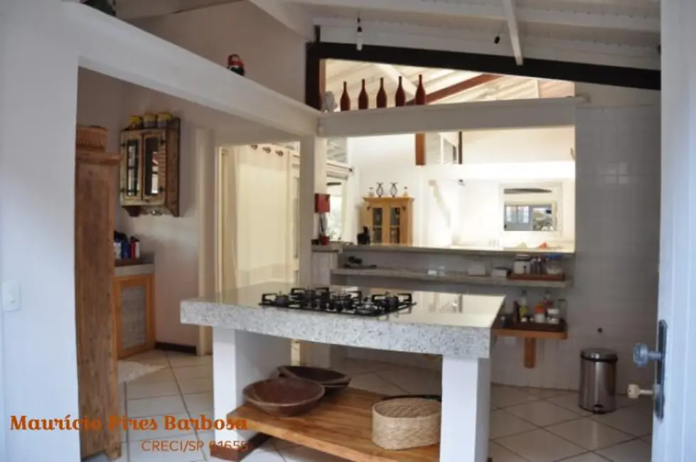 Foto 5 de Casa com 4 quartos à venda, 210m2 em Ilhabela - SP