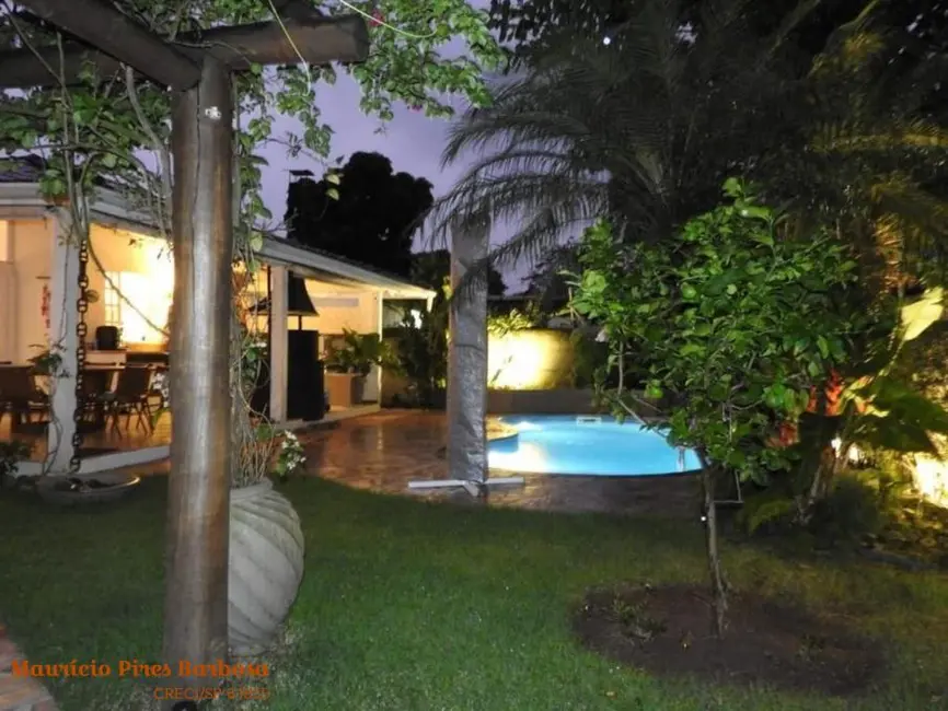 Foto 6 de Casa com 4 quartos à venda, 311m2 em Ilhabela - SP