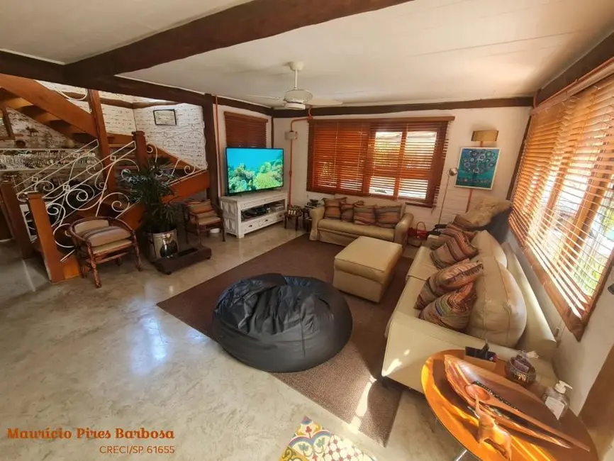 Foto 7 de Sobrado com 4 quartos à venda, 219m2 em Centro, Ilhabela - SP