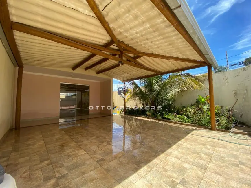 Foto 3 de Casa com 3 quartos à venda, 120m2 em Porto Seguro - BA