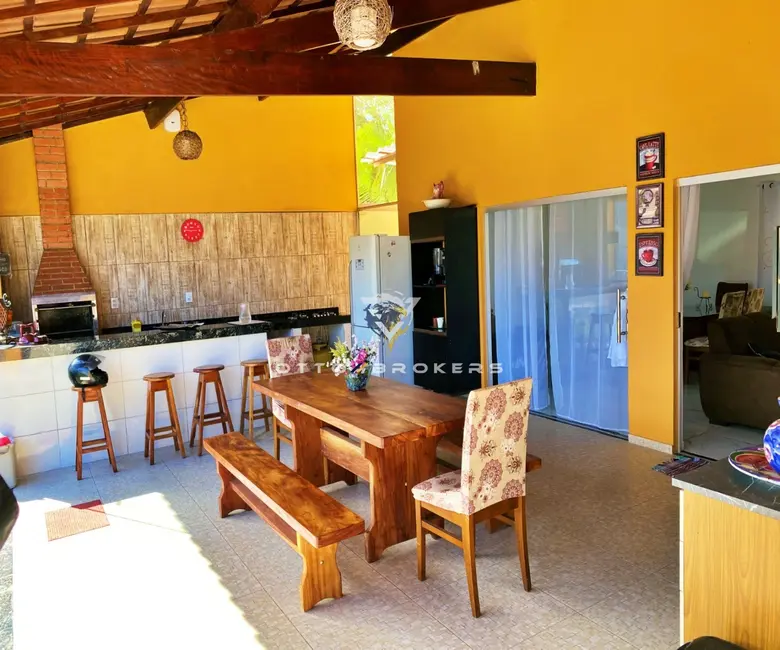 Foto 7 de Casa com 2 quartos à venda, 130m2 em Santa Cruz Cabralia - BA