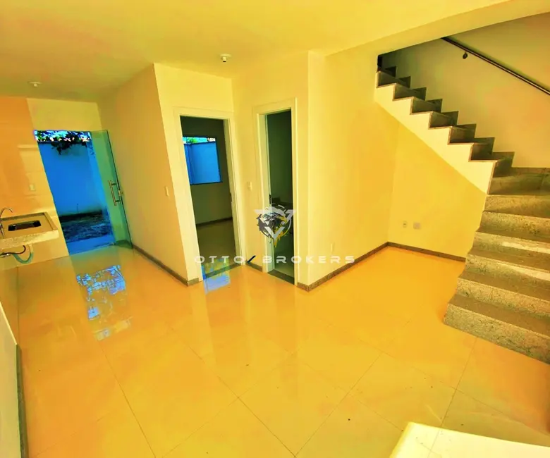 Foto 2 de Casa com 3 quartos à venda, 90m2 em Porto Seguro - BA