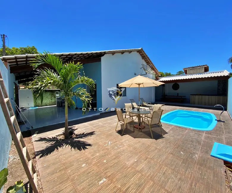 Foto 1 de Casa com 2 quartos à venda, 150m2 em Santa Cruz Cabralia - BA