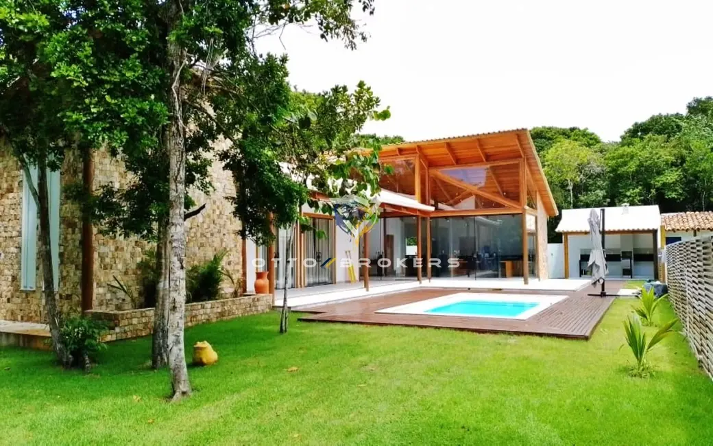 Foto 1 de Casa com 3 quartos à venda, 180m2 em Santa Cruz Cabralia - BA