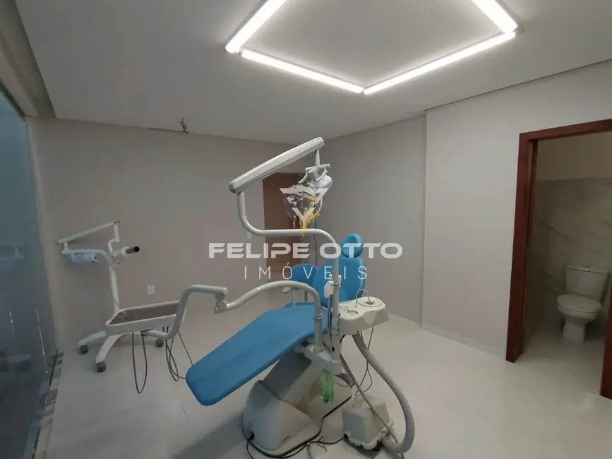 Foto 3 de Loja à venda, 600m2 em Centro, Porto Seguro - BA