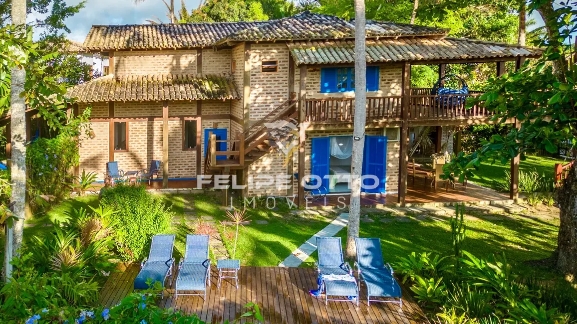 Foto 1 de Casa de Condomínio com 5 quartos à venda em Porto Seguro - BA