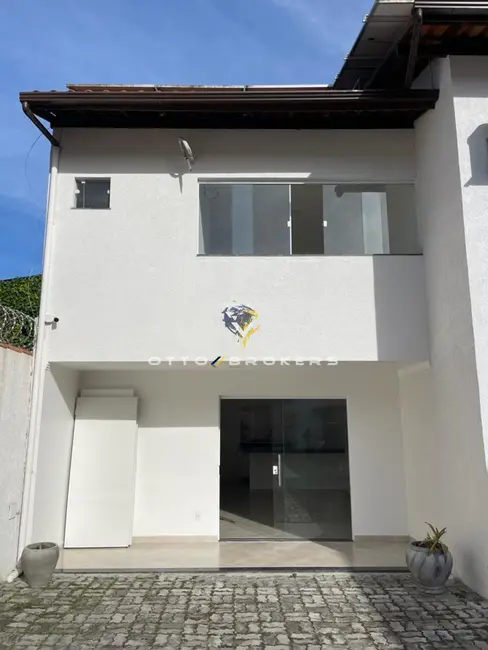 Foto 2 de Casa de Condomínio com 2 quartos à venda, 95m2 em Porto Seguro - BA
