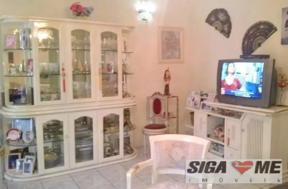 Casa com 2 quartos à venda, 200m2 em Parque Colonial, São Paulo - SP - imagem 4 Foto 4 de Casa com 2 quartos à venda, 200m2 em Parque Colonial, São Paulo - SP