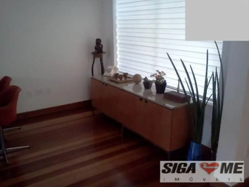 Sobrado com 4 quartos à venda, 305m2 em Chácara Monte Alegre, São Paulo - SP - imagem 3 Foto 3 de Sobrado com 4 quartos à venda, 305m2 em Chácara Monte Alegre, São Paulo - SP