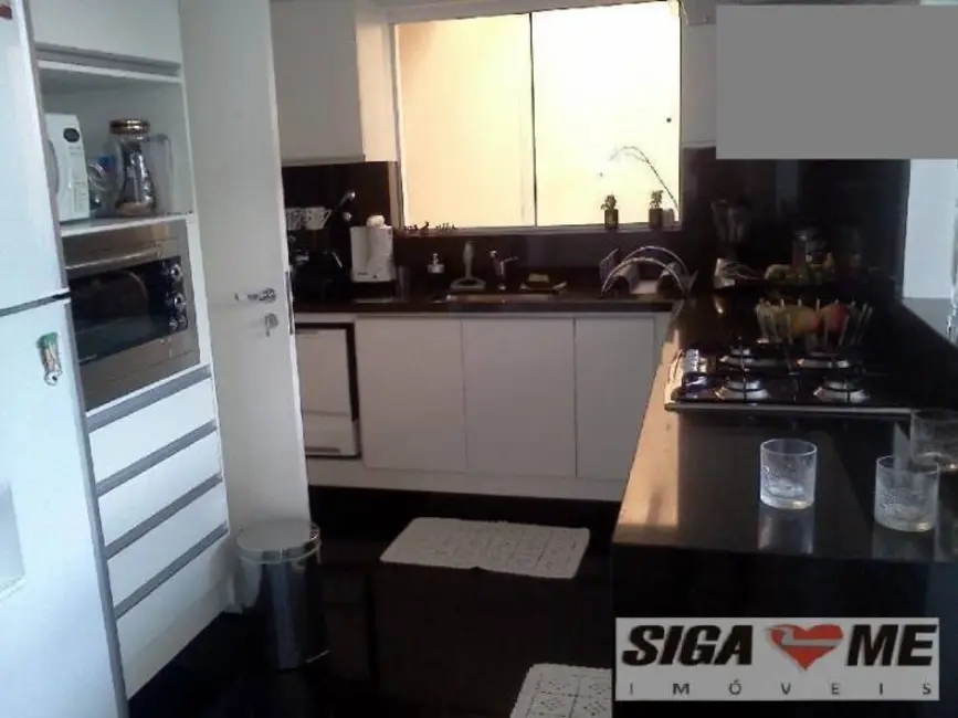 Sobrado com 4 quartos à venda, 305m2 em Chácara Monte Alegre, São Paulo - SP - imagem 8 Foto 8 de Sobrado com 4 quartos à venda, 305m2 em Chácara Monte Alegre, São Paulo - SP