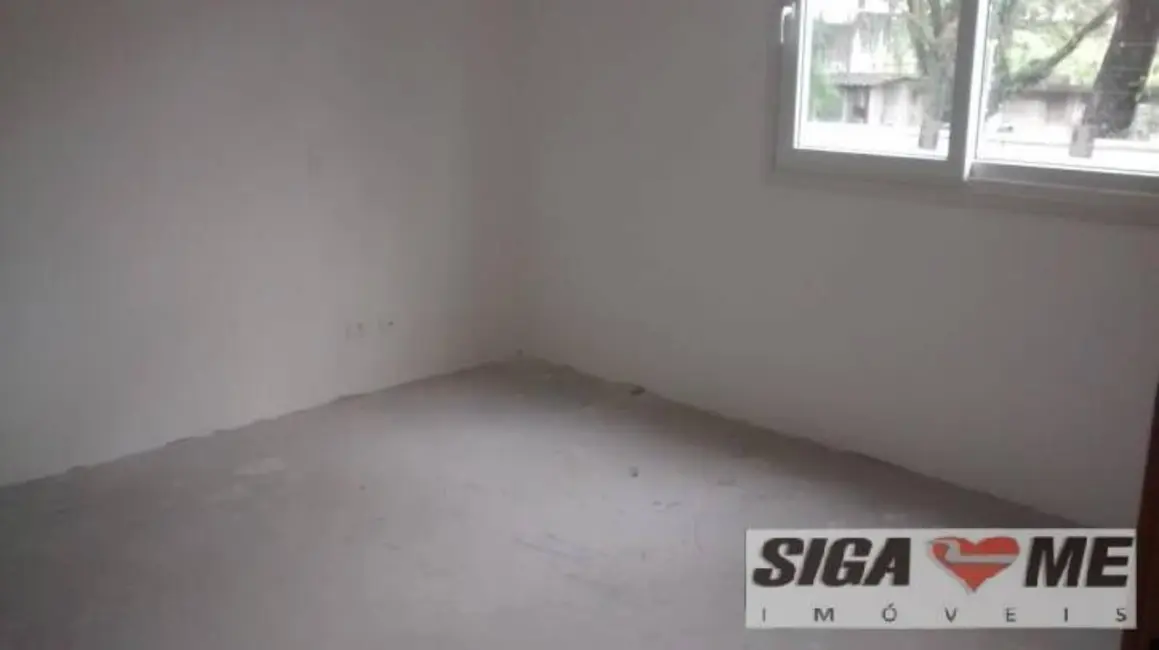 Casa com 4 quartos à venda, 300m2 em Jardim Cordeiro, São Paulo - SP - imagem 8 Foto 8 de Casa com 4 quartos à venda, 300m2 em Jardim Cordeiro, São Paulo - SP