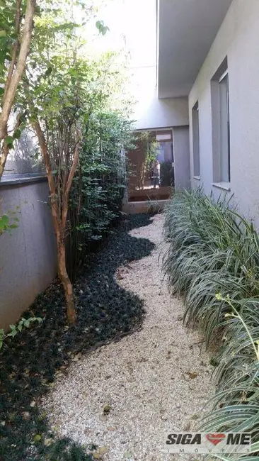 Foto 9 de Casa com 1 quarto para alugar, 400m2 em Santo Amaro, São Paulo - SP