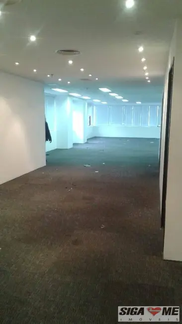 Sala Comercial à venda e para alugar, 223m2 em Cidade Monções, São Paulo - SP - imagem 4 Foto 4 de Sala Comercial à venda e para alugar, 223m2 em Cidade Monções, São Paulo - SP