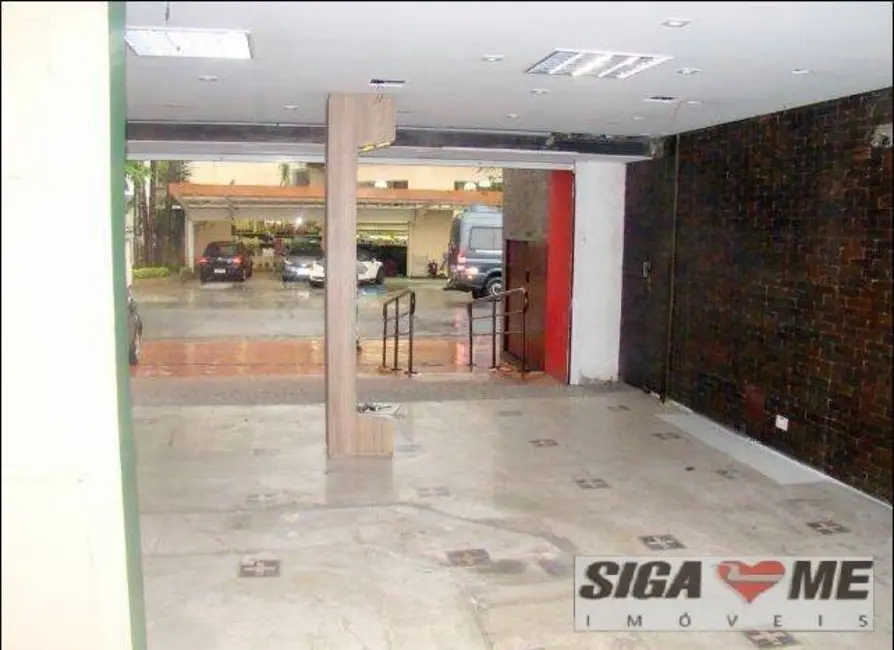 Casa com 3 quartos para alugar, 530m2 em Indianópolis, São Paulo - SP - imagem 1 Foto 1 de Casa com 3 quartos para alugar, 530m2 em Indianópolis, São Paulo - SP