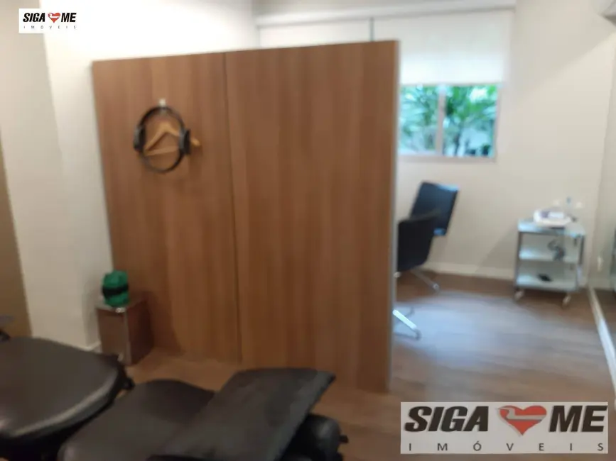 Sobrado com 8 quartos à venda, 400m2 em Jardim Paulista, São Paulo - SP - imagem 6 Foto 6 de Sobrado com 8 quartos à venda, 400m2 em Jardim Paulista, São Paulo - SP