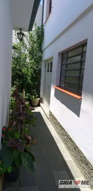 Foto 3 de Casa com 2 quartos à venda, 225m2 em Campo Belo, São Paulo - SP