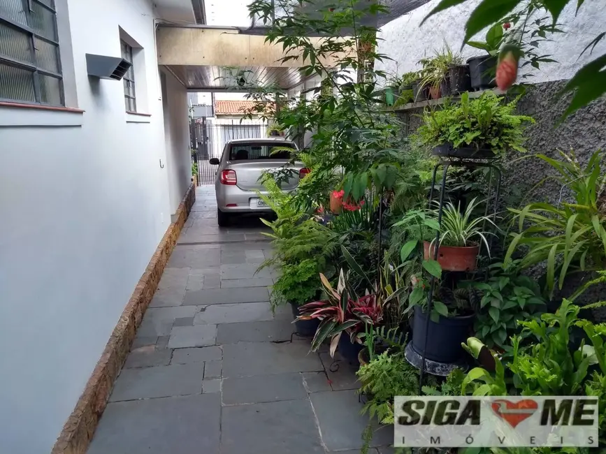 Foto 9 de Casa com 2 quartos à venda, 225m2 em Campo Belo, São Paulo - SP