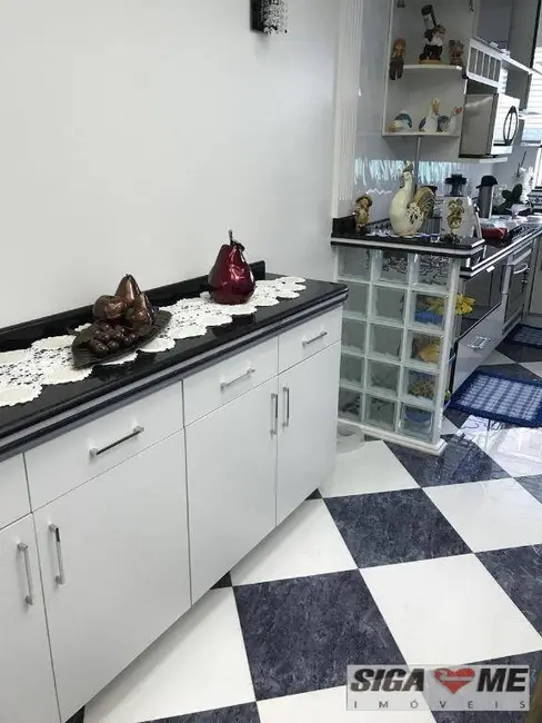 Foto 3 de Sobrado com 3 quartos à venda, 230m2 em Campo Belo, São Paulo - SP