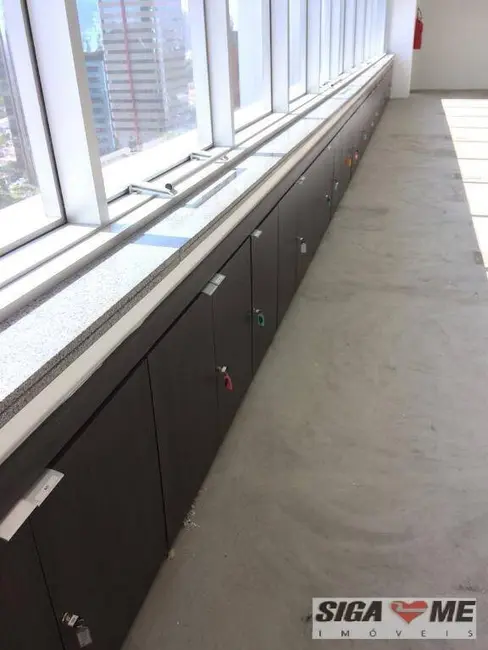 Casa com 1 quarto para alugar, 579m2 em Cidade Monções, São Paulo - SP - imagem 8 Foto 8 de Casa com 1 quarto para alugar, 579m2 em Cidade Monções, São Paulo - SP