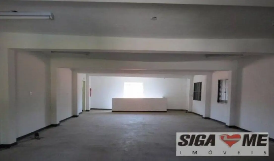 Armazém / Galpão para alugar, 380m2 em Vila Cordeiro, São Paulo - SP - imagem 6 Foto 6 de Armazém / Galpão para alugar, 380m2 em Vila Cordeiro, São Paulo - SP