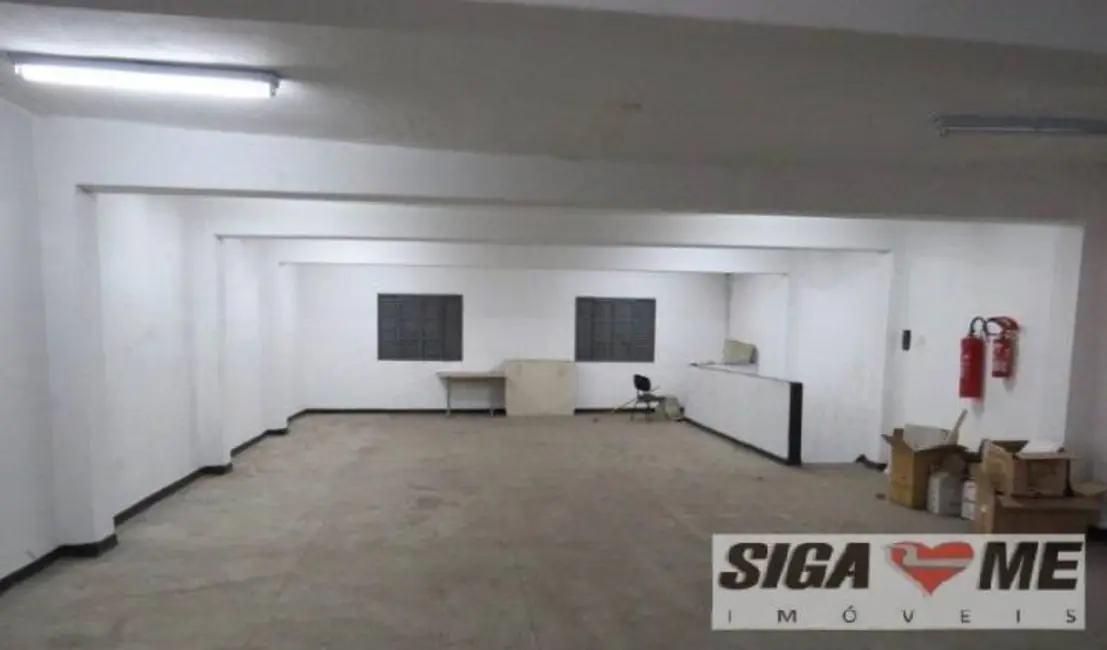 Armazém / Galpão para alugar, 380m2 em Vila Cordeiro, São Paulo - SP - imagem 5 Foto 5 de Armazém / Galpão para alugar, 380m2 em Vila Cordeiro, São Paulo - SP