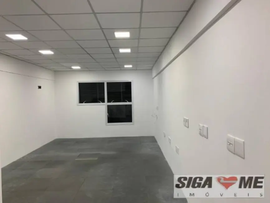 Sala Comercial à venda, 42m2 em Vila Congonhas, São Paulo - SP - imagem 1 Foto 1 de Sala Comercial à venda, 42m2 em Vila Congonhas, São Paulo - SP