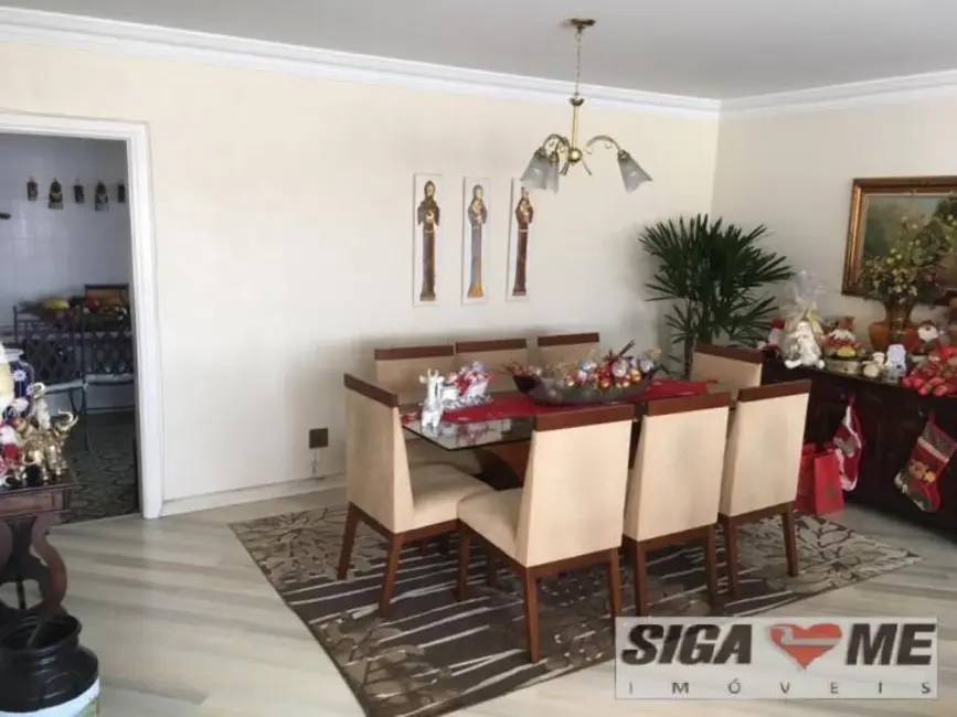 Apartamento com 4 quartos à venda, 160m2 em Santo Amaro, São Paulo - SP - imagem 8 Foto 8 de Apartamento com 4 quartos à venda, 160m2 em Santo Amaro, São Paulo - SP