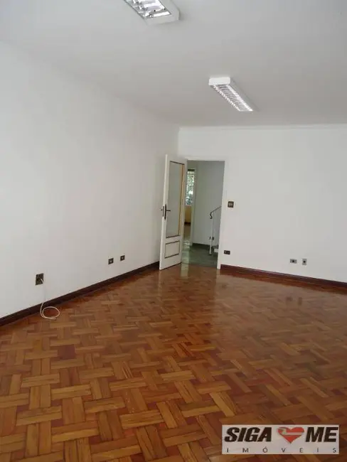 Sobrado com 3 quartos à venda, 385m2 em Cidade Monções, São Paulo - SP - imagem 8 Foto 8 de Sobrado com 3 quartos à venda, 385m2 em Cidade Monções, São Paulo - SP