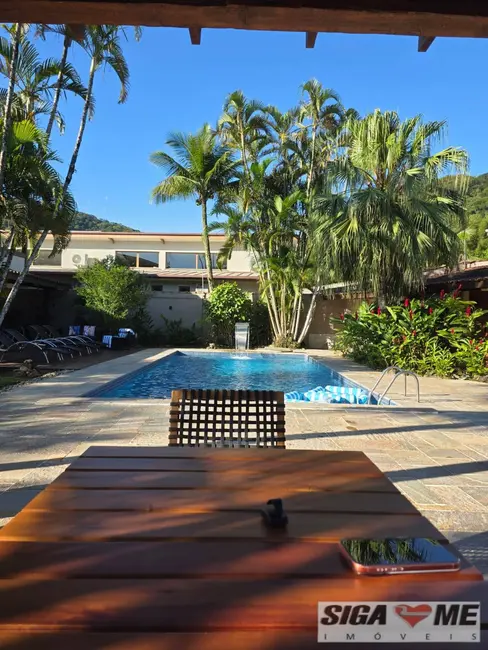 Foto 2 de Casa com 4 quartos à venda, 700m2 em Sao Sebastiao - SP