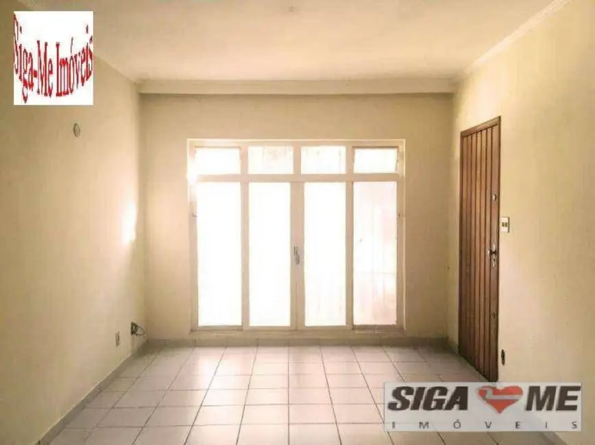 Foto 1 de Casa com 3 quartos para alugar, 130m2 em Jardim Aeroporto, São Paulo - SP