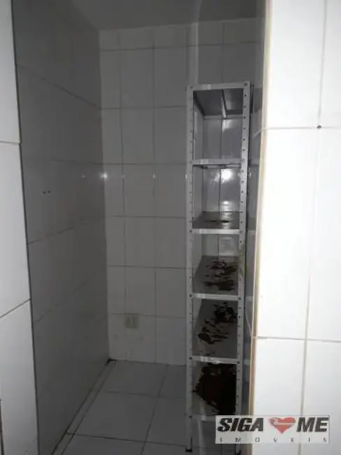 Casa com 2 quartos para alugar, 210m2 em São Paulo - SP - imagem 9 Foto 9 de Casa com 2 quartos para alugar, 210m2 em São Paulo - SP