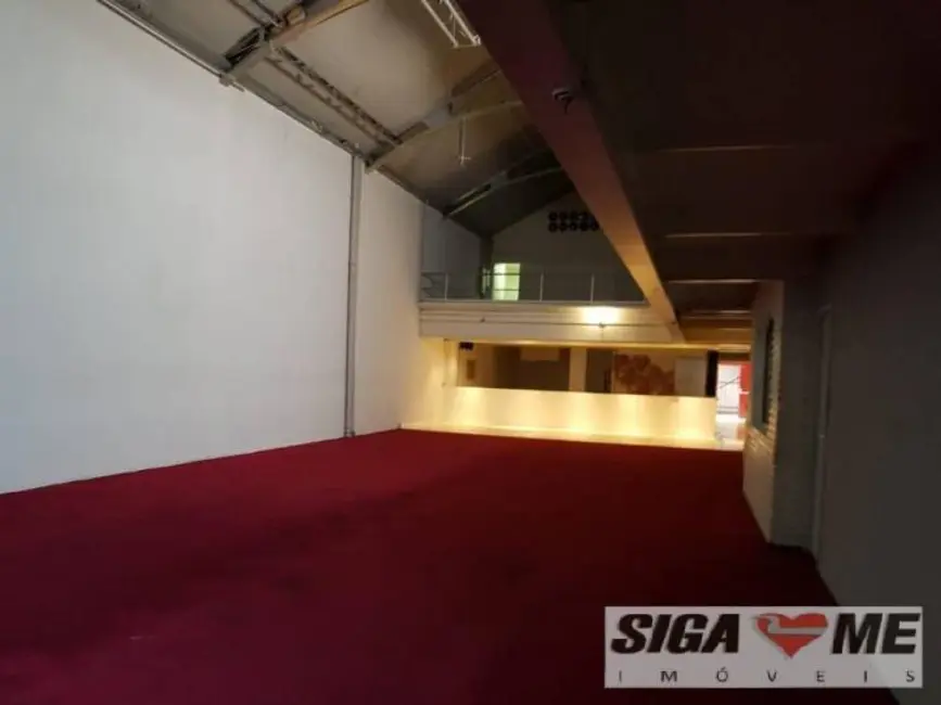 Foto 3 de Armazém / Galpão à venda e para alugar, 1600m2 em Vila Cordeiro, São Paulo - SP