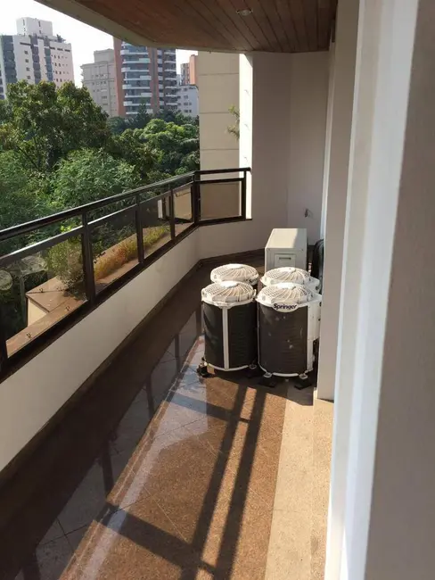 Foto 2 de Apartamento com 3 quartos para alugar, 285m2 em Vila Nova Conceição, São Paulo - SP