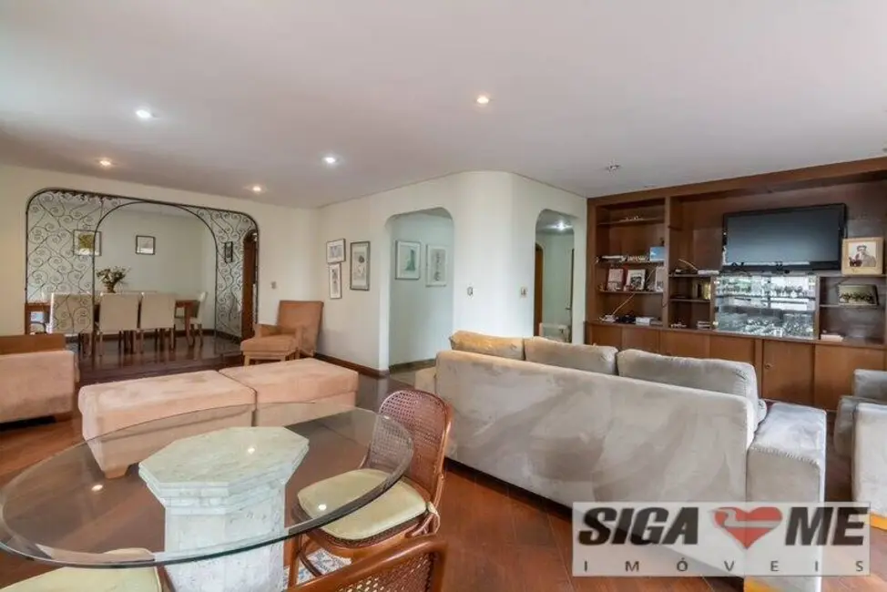 Foto 6 de Apartamento com 4 quartos à venda, 247m2 em Santa Cecília, São Paulo - SP