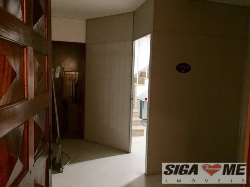 Casa com 3 quartos à venda, 270m2 em Santo Amaro, São Paulo - SP - imagem 3 Foto 3 de Casa com 3 quartos à venda, 270m2 em Santo Amaro, São Paulo - SP