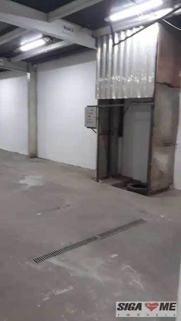 Sala Comercial à venda, 650m2 em Cambuci, São Paulo - SP - imagem 1 Foto 1 de Sala Comercial à venda, 650m2 em Cambuci, São Paulo - SP