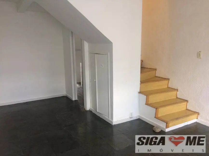 Casa com 2 quartos à venda em Chácara Santo Antônio (Zona Sul), São Paulo - SP - imagem 2 Foto 2 de Casa com 2 quartos à venda em Chácara Santo Antônio (Zona Sul), São Paulo - SP