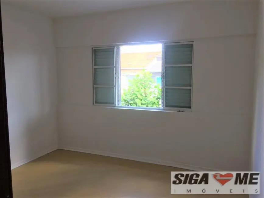 Casa com 2 quartos à venda em Chácara Santo Antônio (Zona Sul), São Paulo - SP - imagem 1 Foto 1 de Casa com 2 quartos à venda em Chácara Santo Antônio (Zona Sul), São Paulo - SP