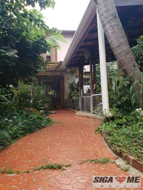 Foto 1 de Casa com 3 quartos à venda e para alugar, 320m2 em Vila Cordeiro, São Paulo - SP